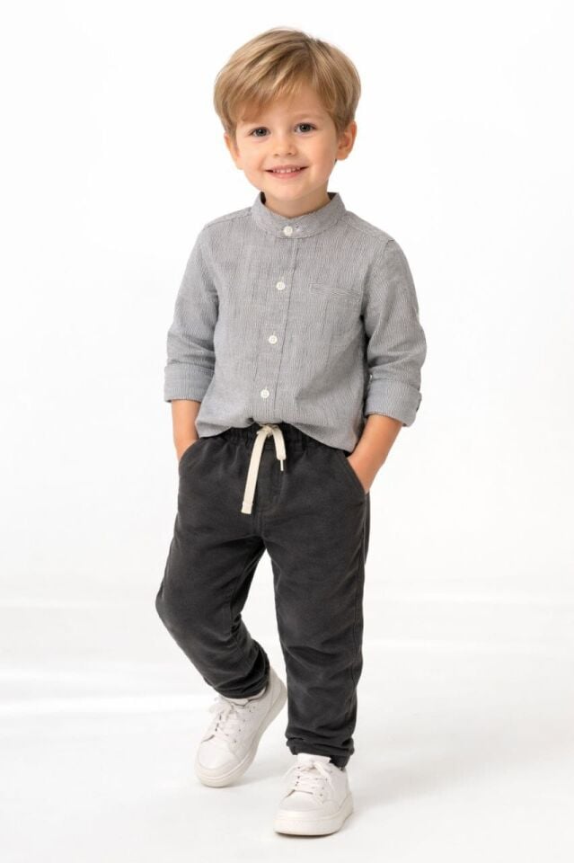 Erkek Çocuk Üst Gri Çizgili Müslin Alt Gri Gabardin Kumaş İkili Takım