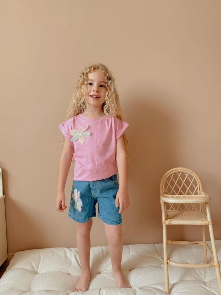 Kız Çocuk Zambak Çiçek Detaylı Kot Şortlu Takım Pembe  (6-D)