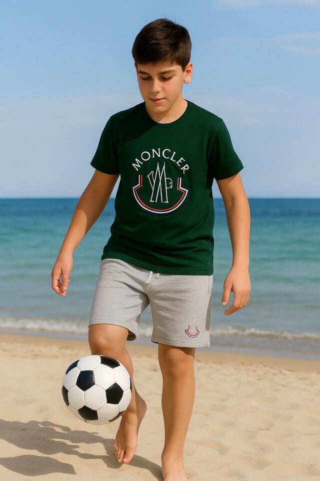 Erkek Çocuk Koyu Yeşil Moncler Yazı İşlemeli İkili Takım (1-G)