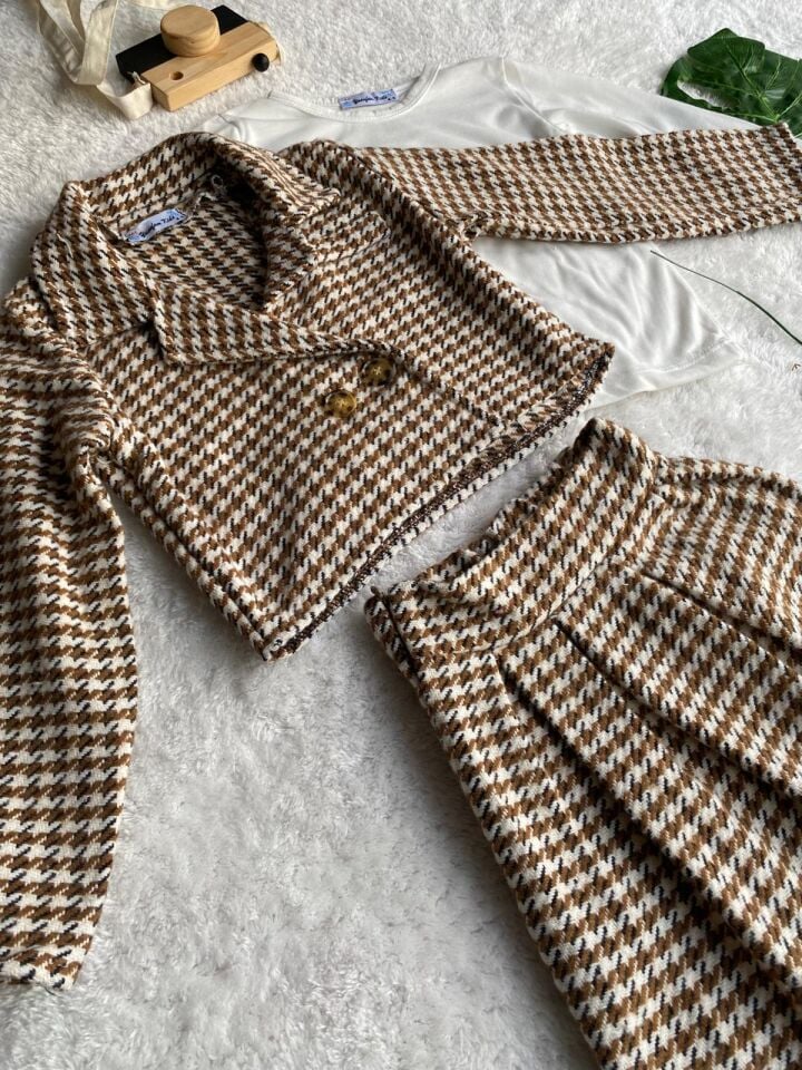 Kız Çocuk Kahve 3 Lü Etekli Takım