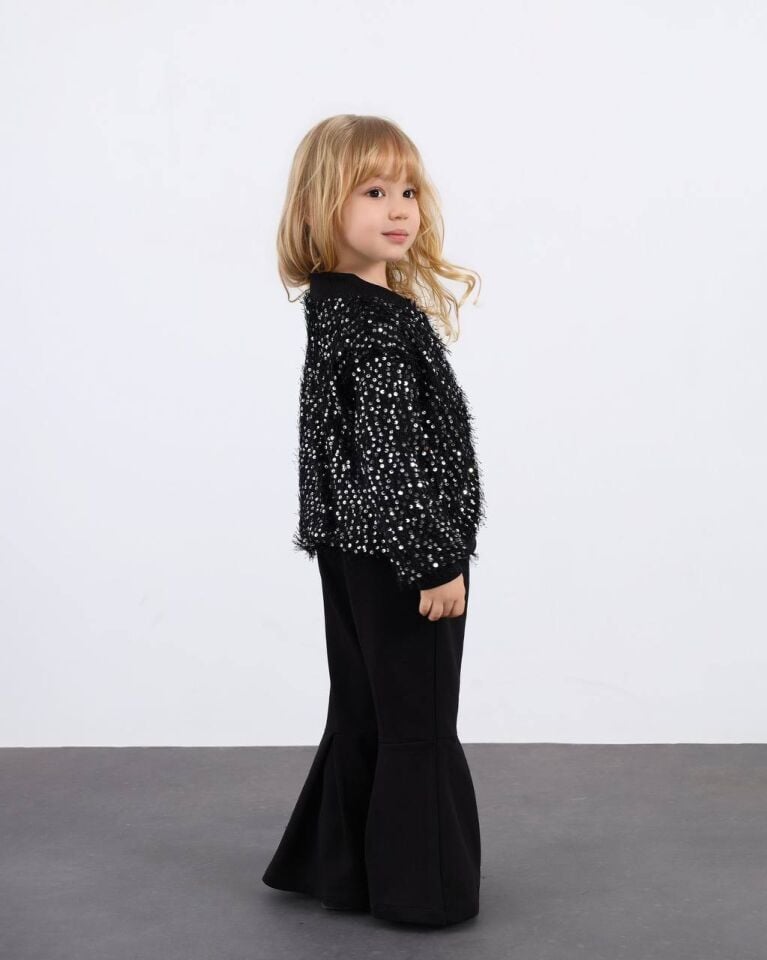 Siyah Sakallı Payetli Hırka-İspanyol Paça Pantolon Üçlü Takım