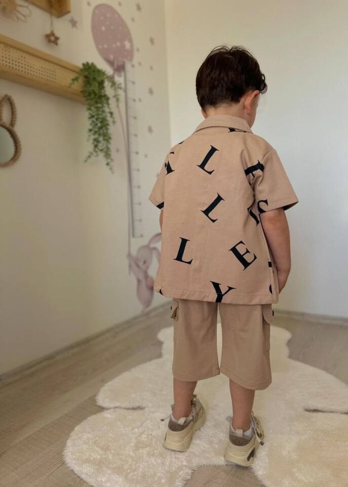 Kahverengi Harf Baskılı 3 Lü Erkek Çocuk Takım